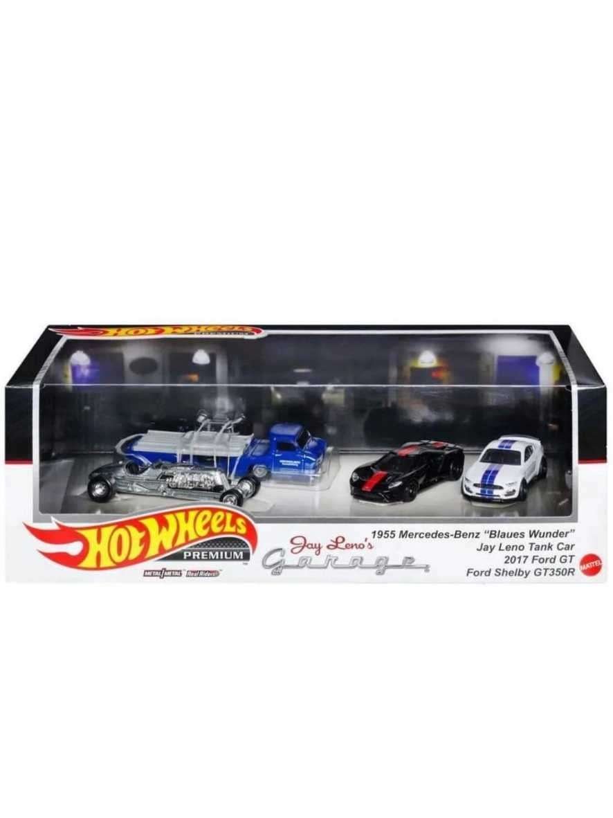EXCLUSIVE Hotwheels Jay Lenos Garage Diorama
