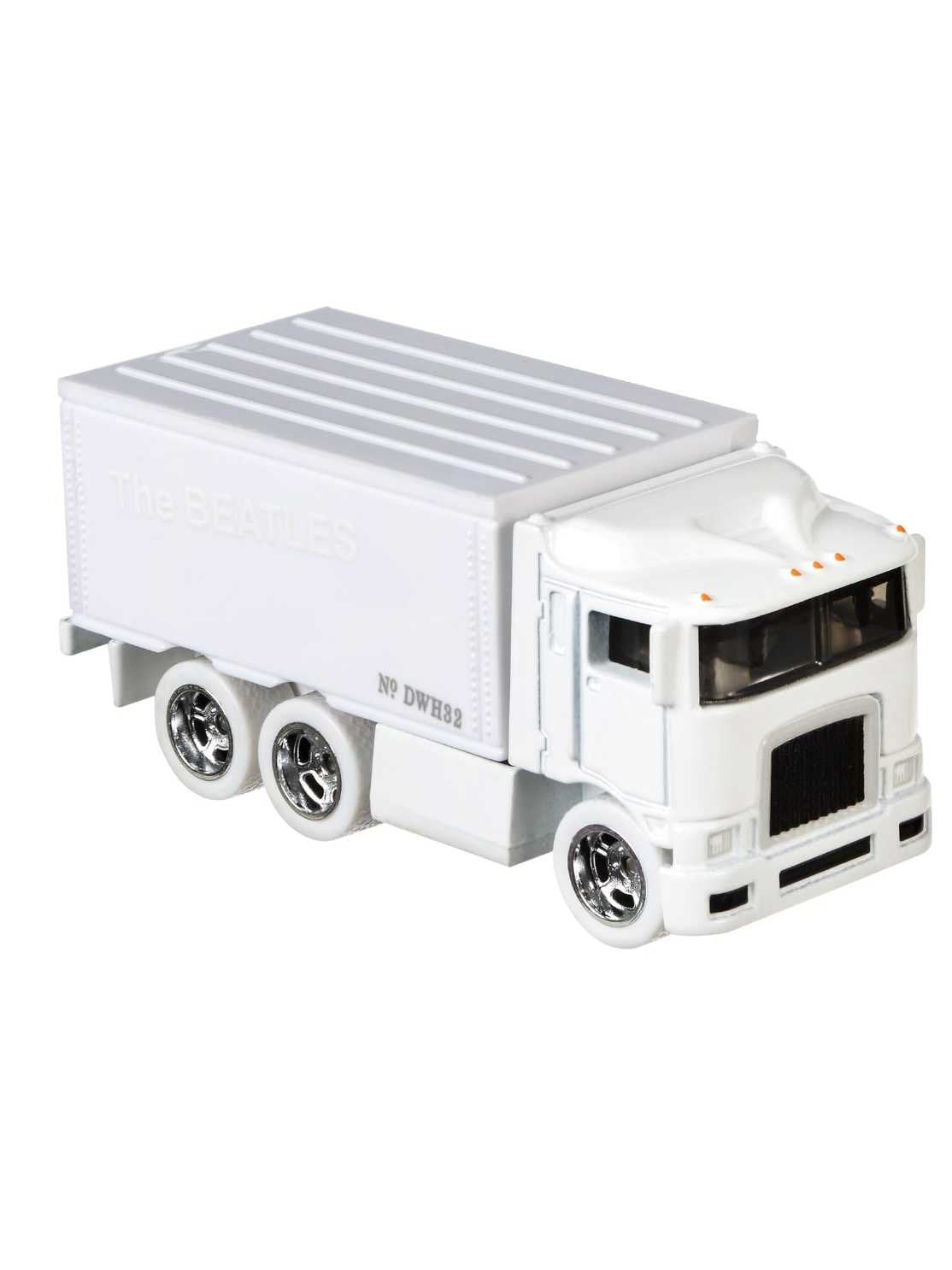 Hotwheels The Beatle Hiway Hauler Imported Premium 1:64 Scale