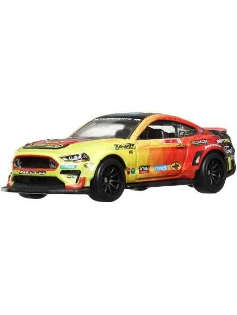 HotWheels Team Transport 23 Ford Mustang RTR Spec 5 & Aero Lift 1:64 Scale