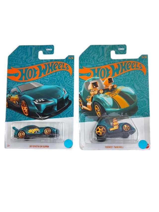 Hotwheels pearl and chrome set of 2