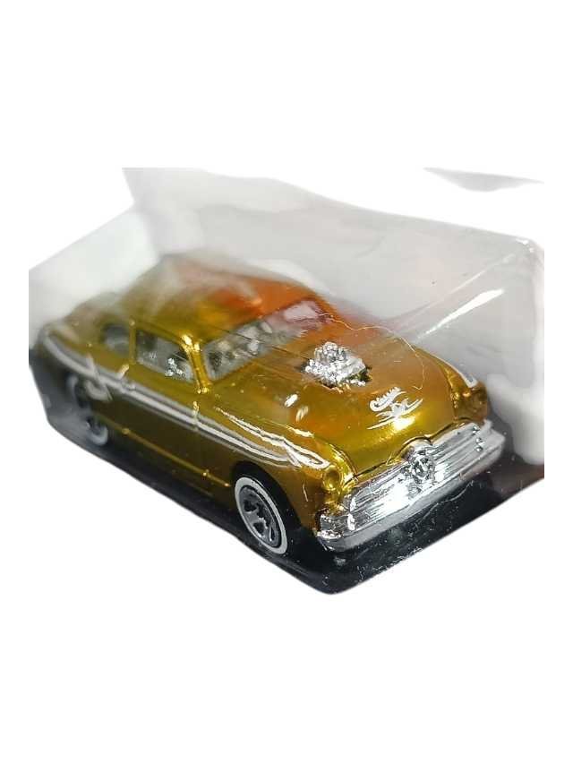 Exclusive Hotwheels Classic shoe Box die-cast classic