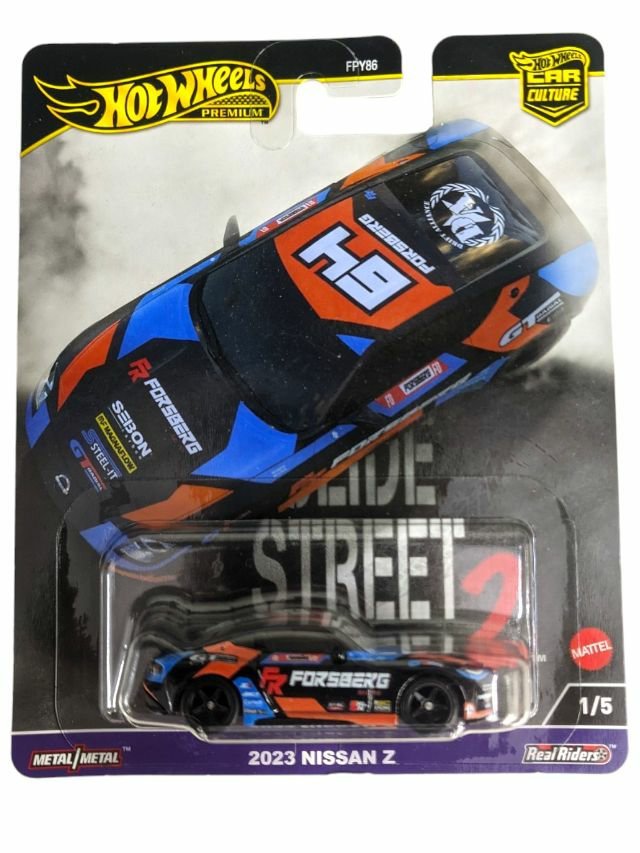 Hotwheels slide street 2 2023 Nissan Z Imported Premium Card Art 1:64 Scale