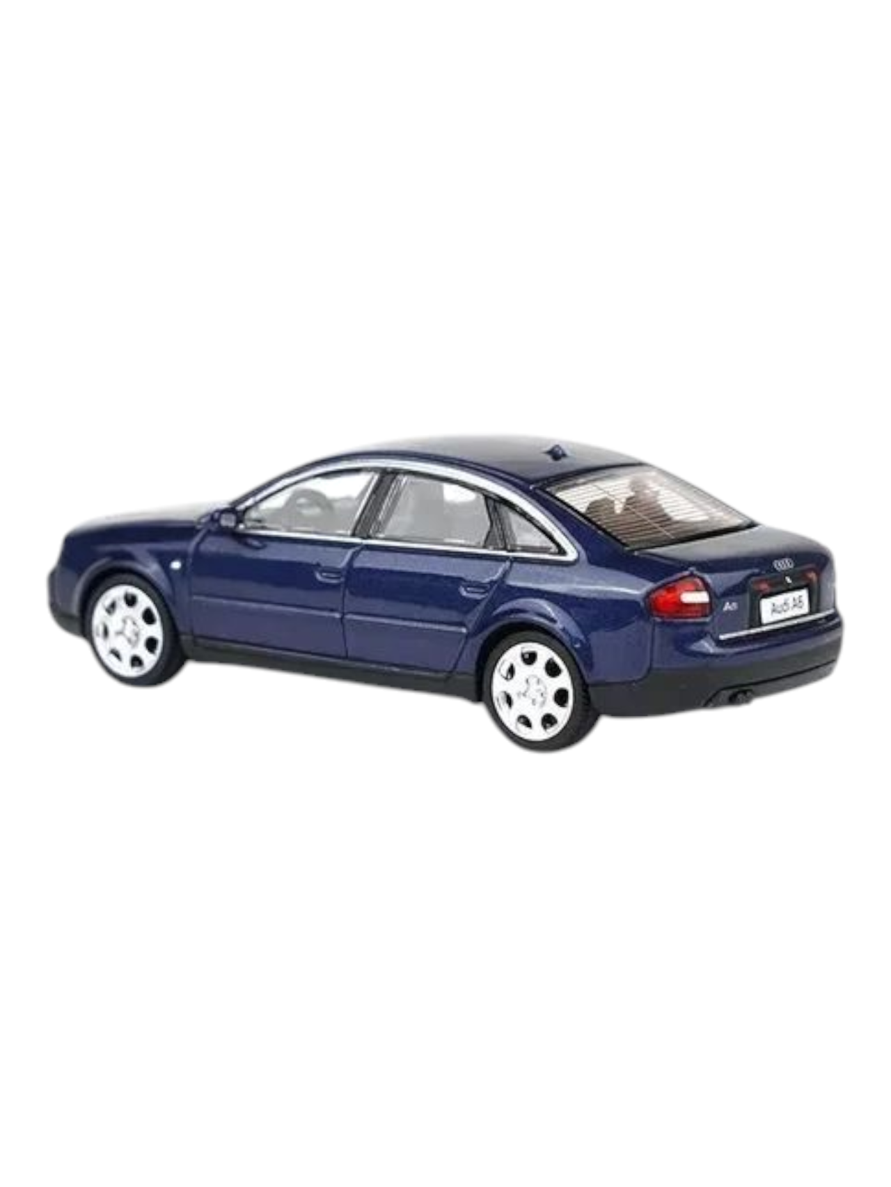 Xcartoys Audi A6 (C5) Y11 -05 1:64 Scale