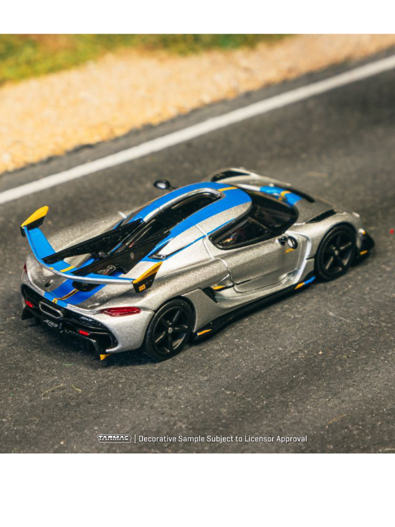 Tarmac Works Koenigsegg Jesko Attack 1:64 Scale
