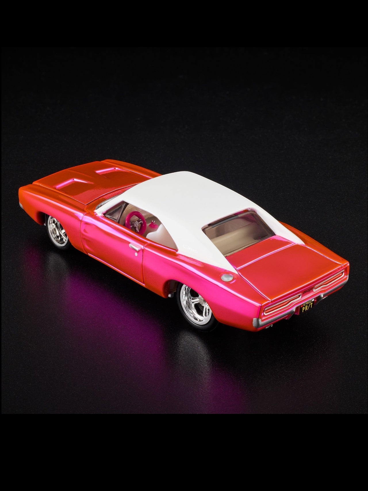 HotWheels Club Exclusive 1969 Dodge Charger R/T RLC 1:64 Scale (With Protector)