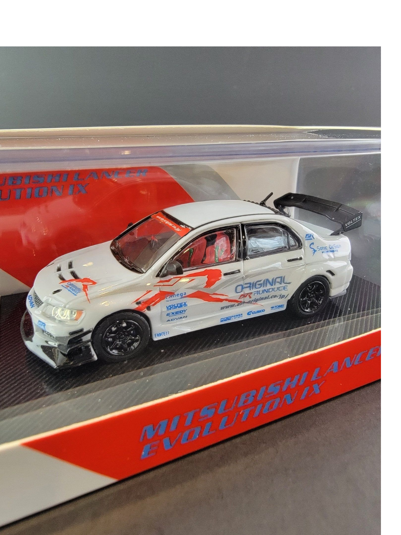 CM Model Mitsubishi Lancer Evolution IX Premium Diecast 1:64 Scale (With Acrylic Case)