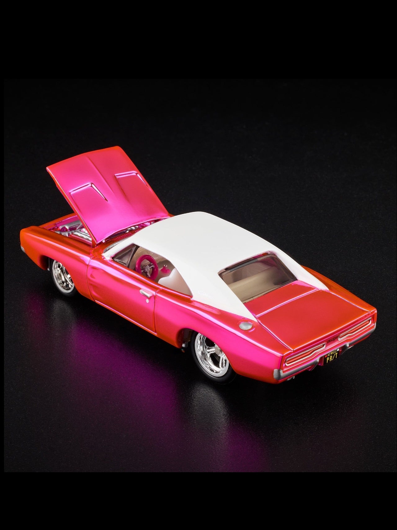 HotWheels Club Exclusive 1969 Dodge Charger R/T RLC 1:64 Scale (With Protector)