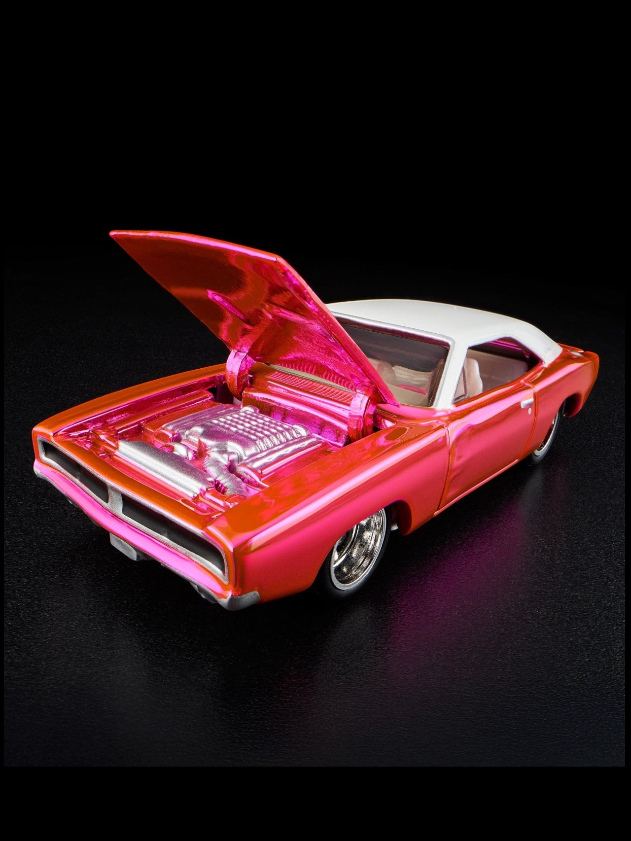 HotWheels Club Exclusive 1969 Dodge Charger R/T RLC 1:64 Scale (With Protector)