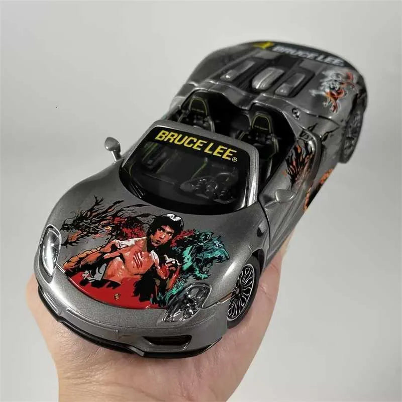 Cca Porsche 918 Spyder Brucelee Doors Can Be Open , 1:24 Scale