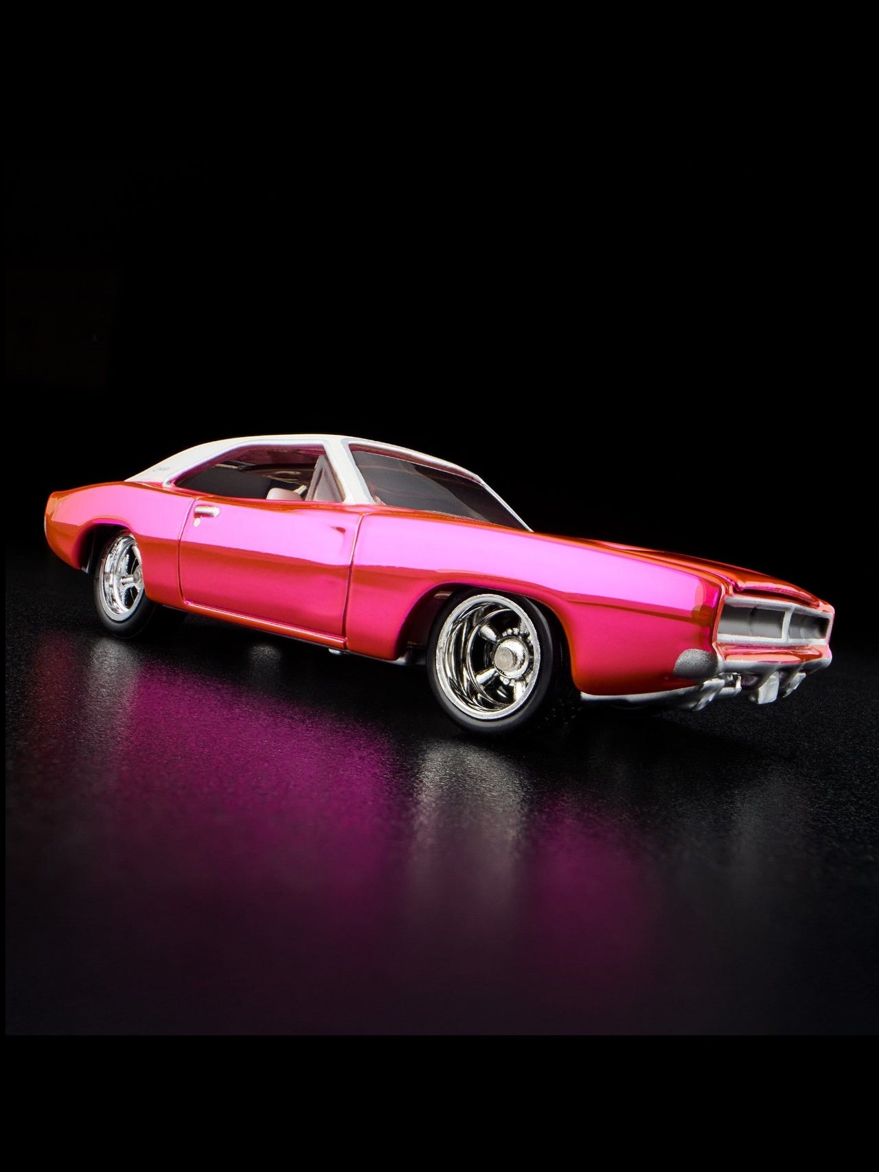 HotWheels Club Exclusive 1969 Dodge Charger R/T RLC 1:64 Scale (With Protector)