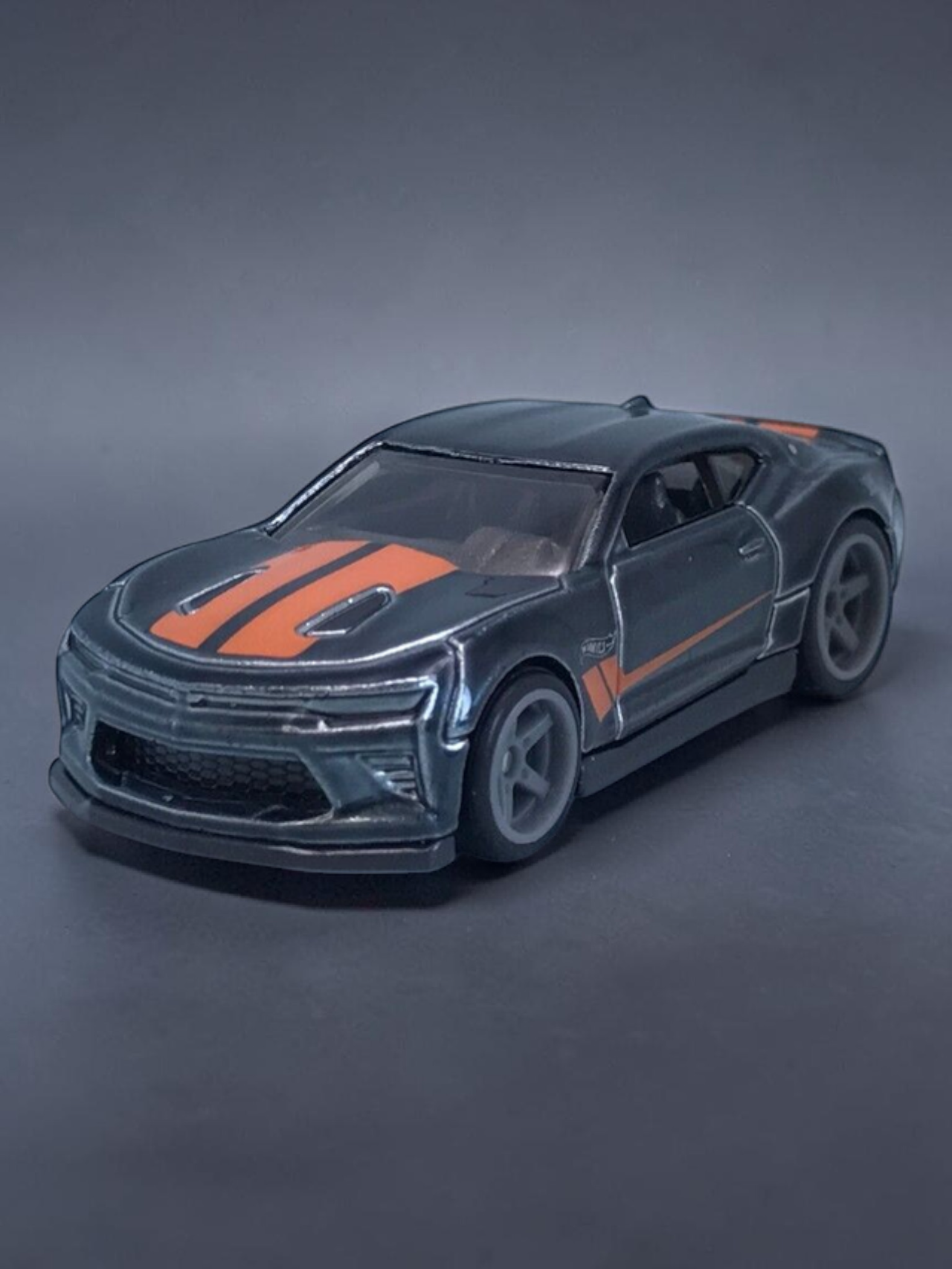 HotWheels '18 CAMARO SS' Imported Mainline 1:64 Scale Super Treasure Hunt (With protector)
