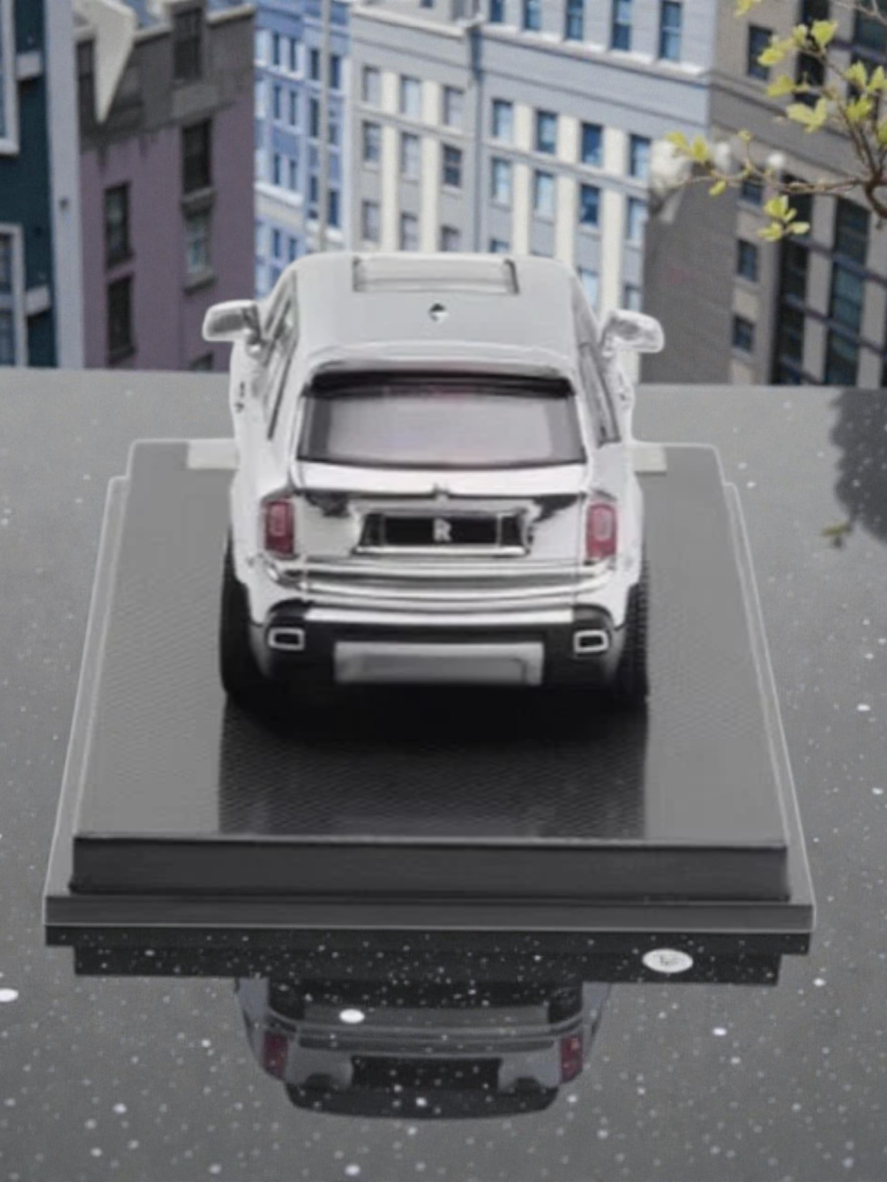 SC ART Luxury Rolls-Royce Cullinan Diecast Car 1:64 Scale Collectors Edition