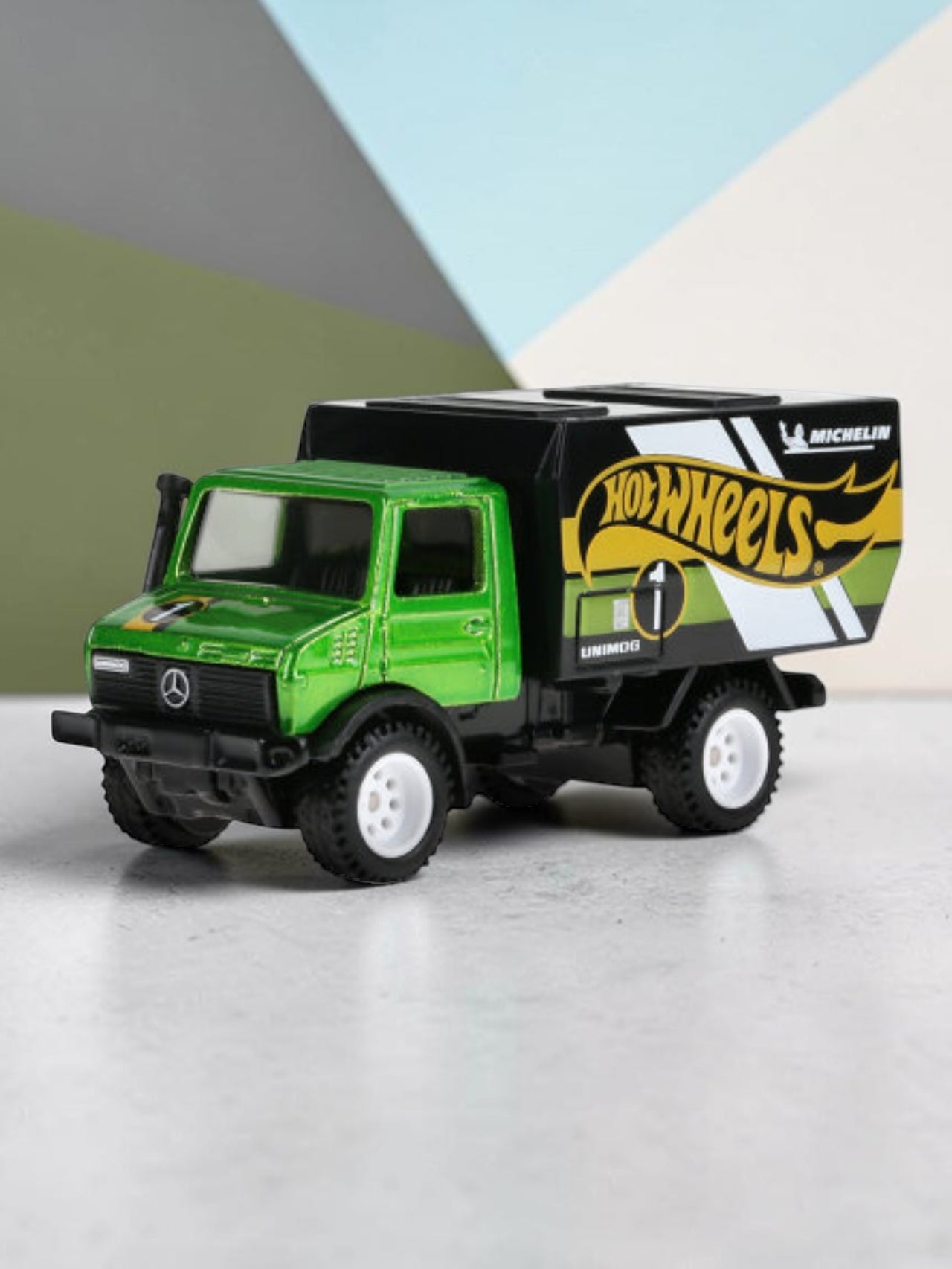 HotWheels 2025 Collector Edition RLC "Mercedes-Benz Unimog U 1300 L" imported premium 1:64 Scale (With Protector)