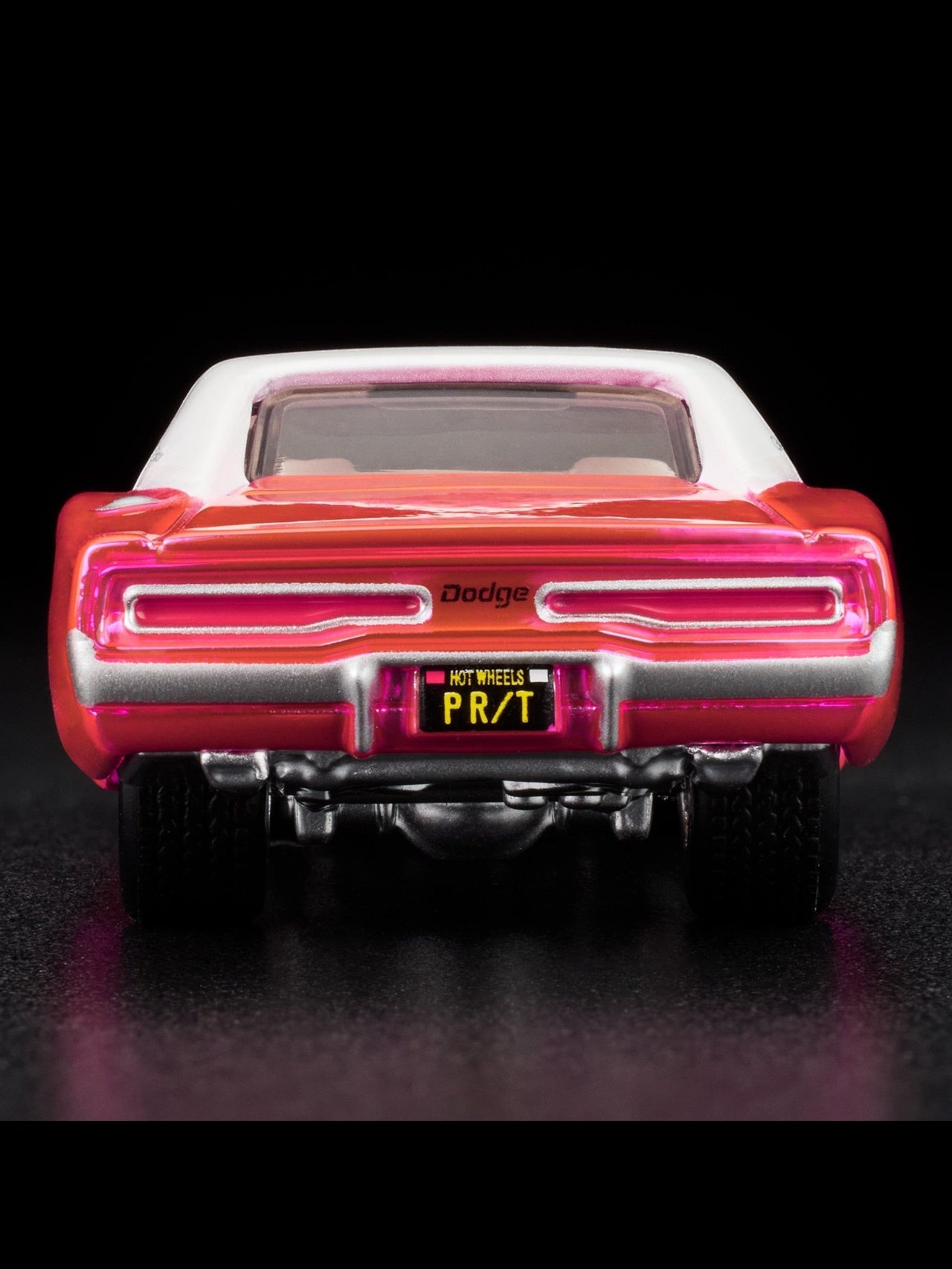 HotWheels Club Exclusive 1969 Dodge Charger R/T RLC 1:64 Scale (With Protector)