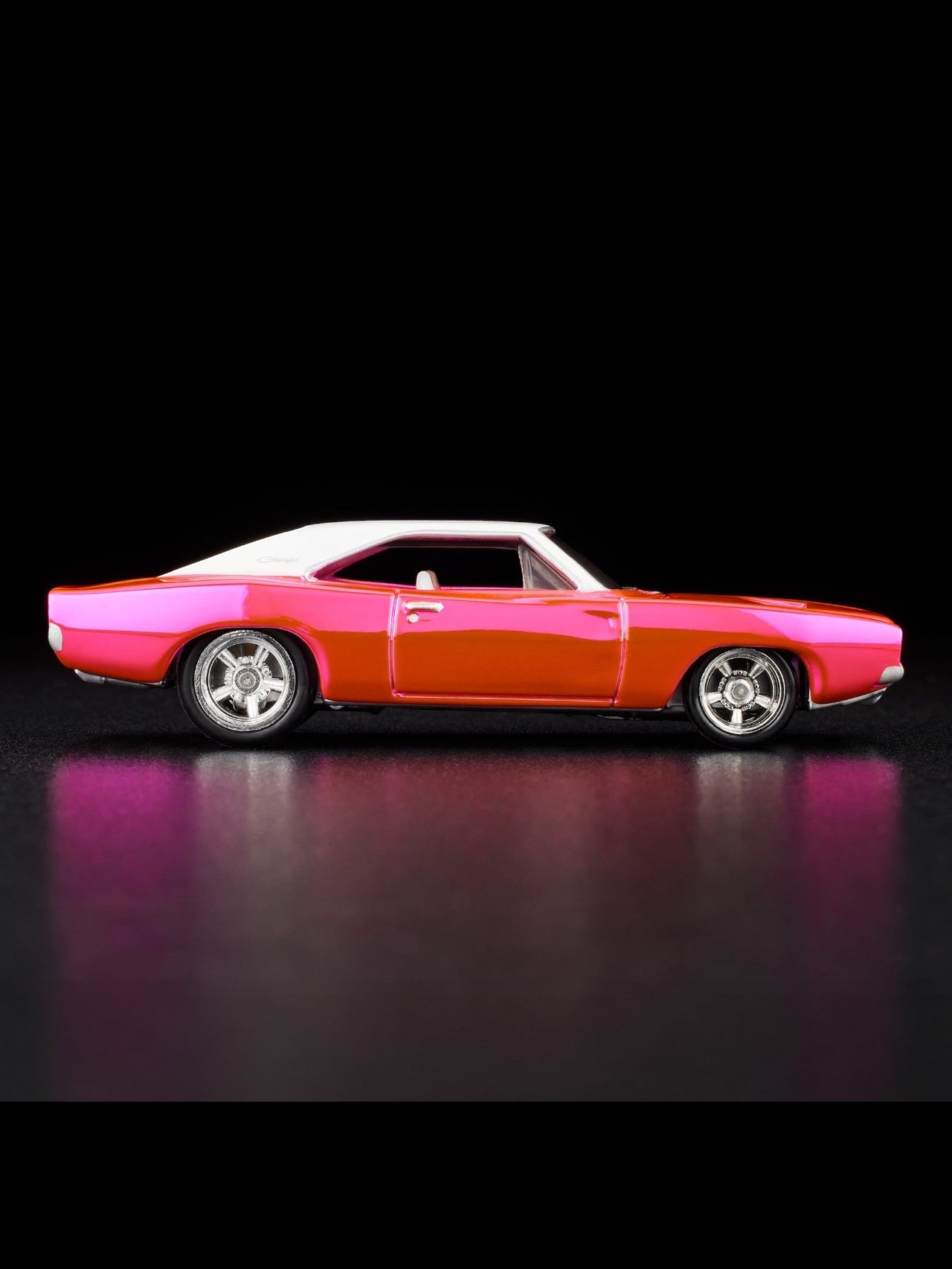 HotWheels Club Exclusive 1969 Dodge Charger R/T RLC 1:64 Scale (With Protector)