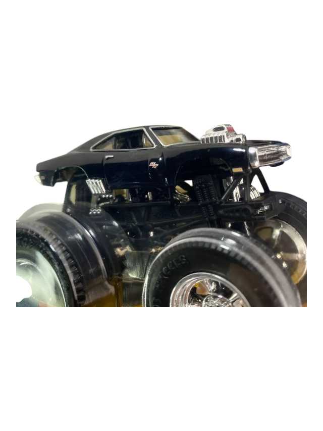 HotWheels fast and Furious Dodge charger r/t monster truck imported premium 1:64 scale