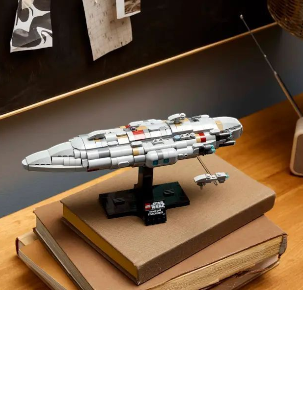 LEGO Disney Star Wars Home One Starcruiser (559 pcs)
