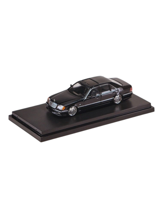 Street Weapon Mercedes-Benz W140 Premium Diecast 1:64 Scale (With Acrylic Case)