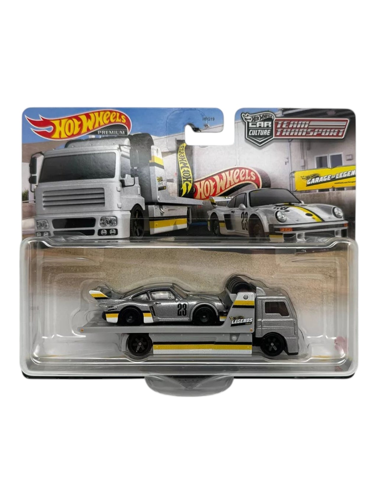 HotWheels Team Transport Porsche 934.5 Fleet Street Imported 1:64 Scale