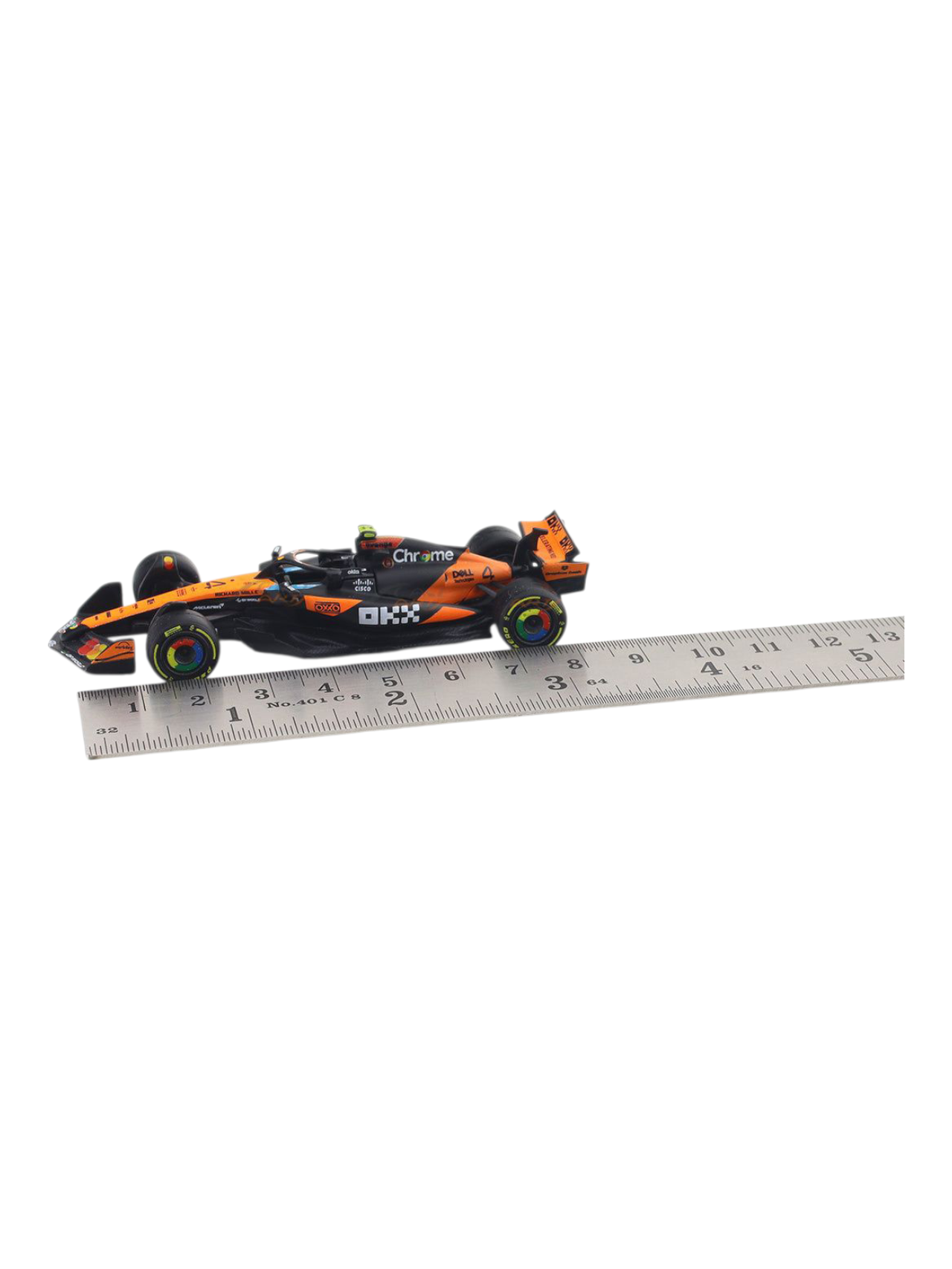 Bburago Formula 1 (F1) 2025 Mclaren MCL39 Lando Norris No-4 1:64 Scale