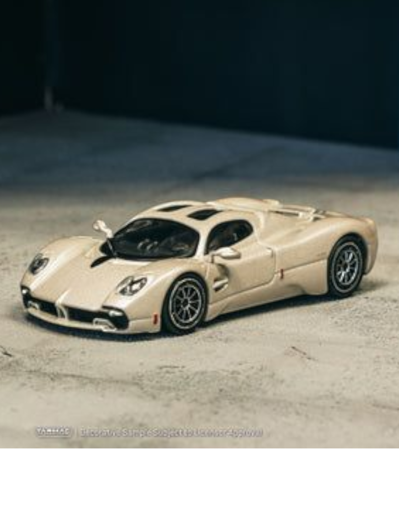 Tarmac Works Pagani Utopia Rinascimento 1:64 Scale