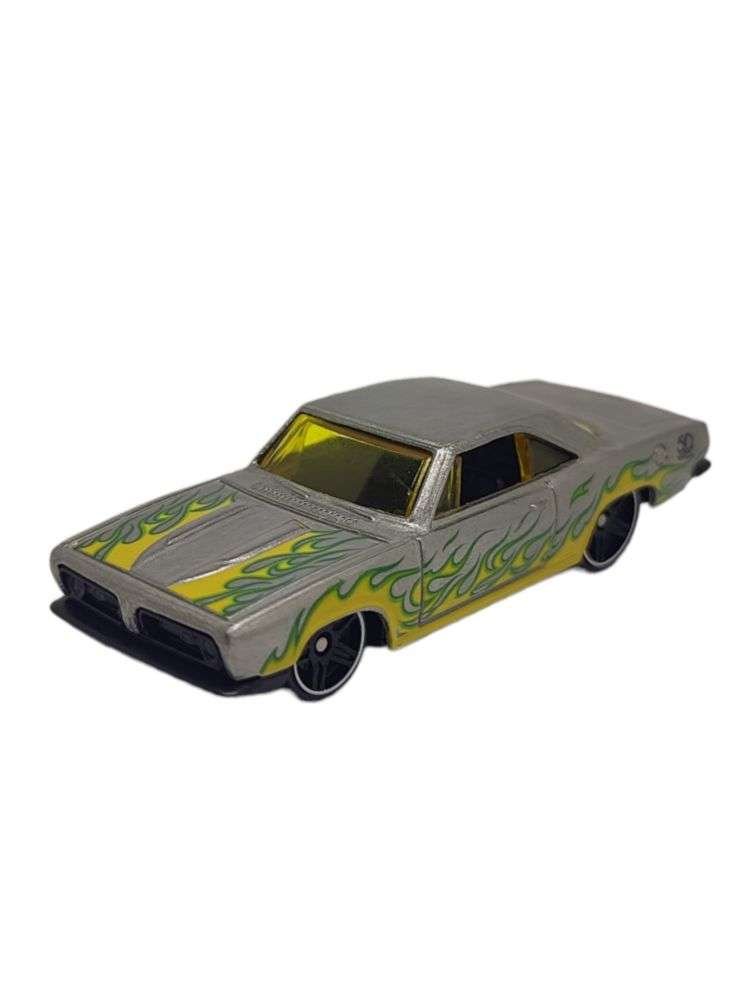 Hotwheels 68 Playmouth Barracuda Formula S