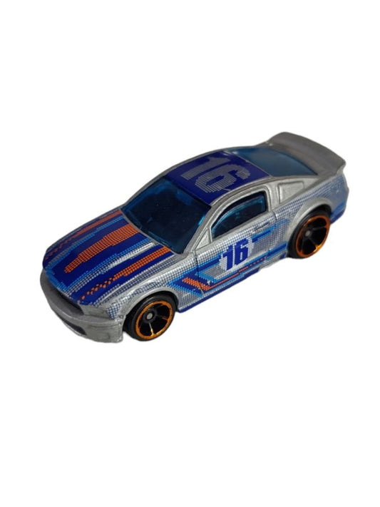 Hotwheels 07 Ford Mustang