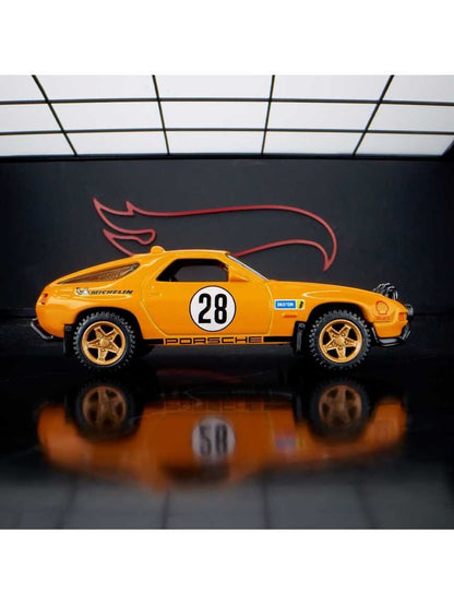 HotWheels Elite 64 Porsche 928 Safari imported rlc 1:64 Scale (With Protector)