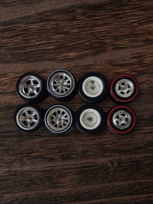 Rubber tires wheels (set 4) 1:64
w-20