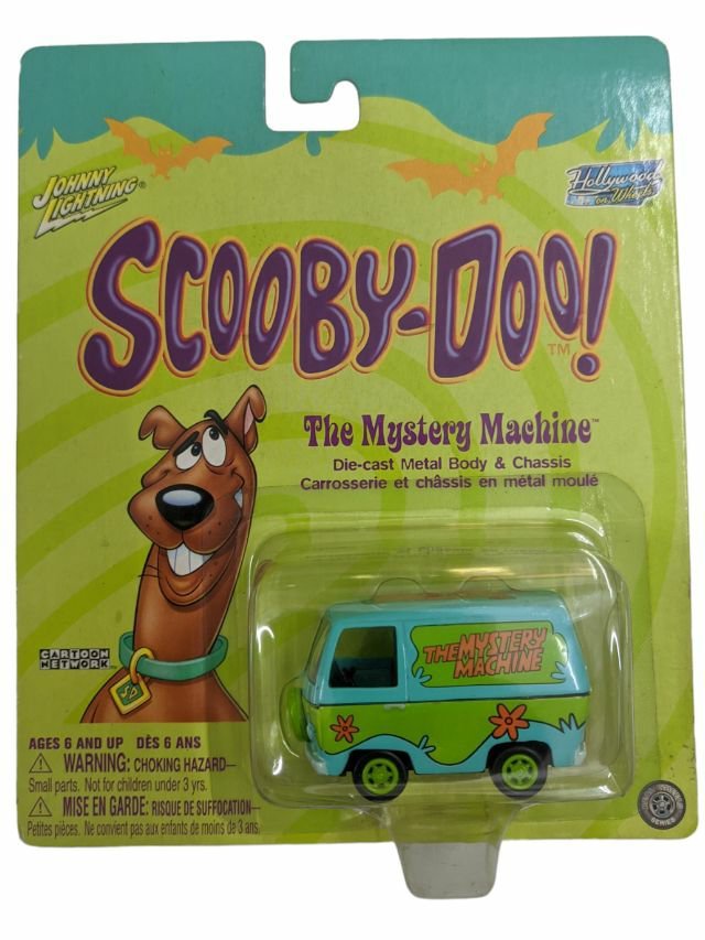 Johnny Lighting the mystery machine
