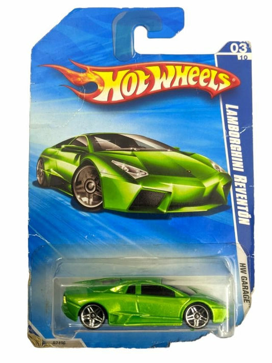 Hotwheels Lamborghini reventon ( Card damage)