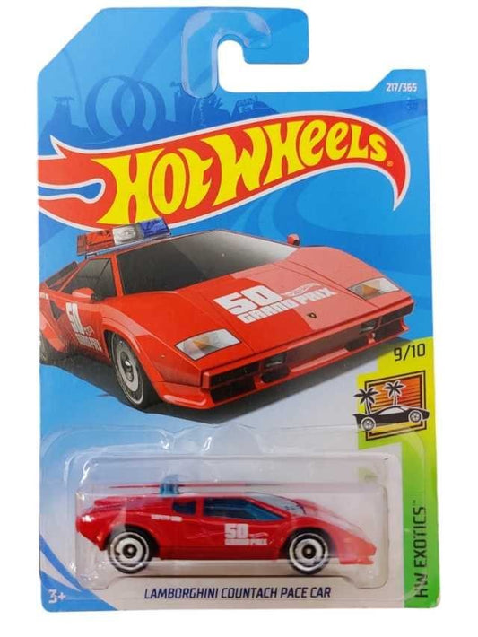 Hotwheels Lamborghini countach pace car