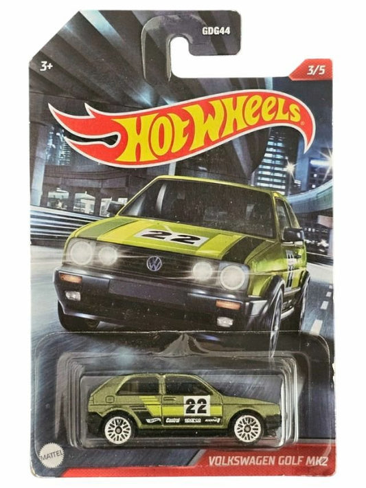 Hotwheels Volkswagen golf mk2 (card damaged) car mint condition