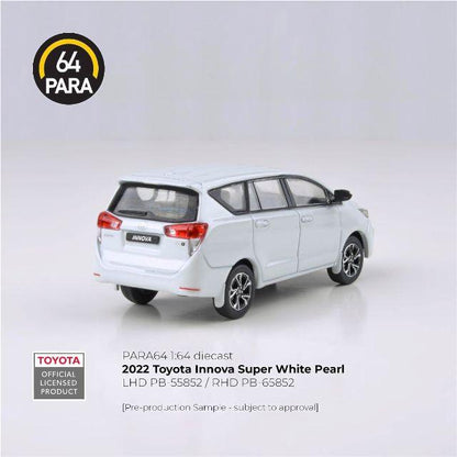 Para64 2022 Toyota Innova Super White Pearl Global Exclusive Imported 1:64 Scale