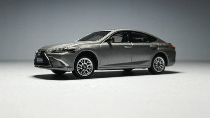 CCA Lexus ES300h Luxury Die-Cast Model Car 1:64 Scale L01-01