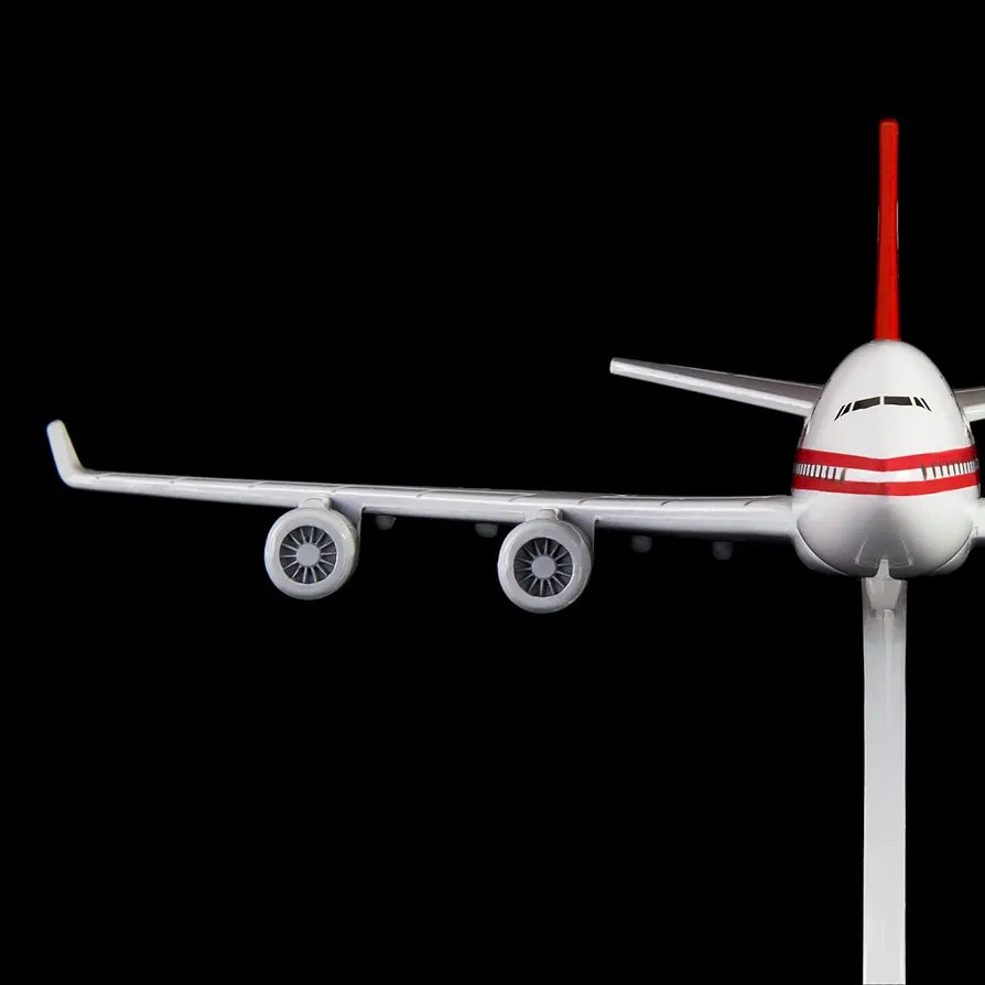 Aircraft Model Boeing 747-4H6 Malaysia Airlines Airplane 16cm (Code 126)