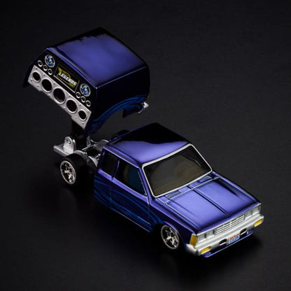 Hotwheels '1986 Nissan 720 King Cab 1:64 Scale | Collector Edition RLC JJY64-9893