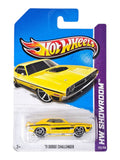 HotWheels '71 Dodge Challenger Imported Mainline 1:64 Scale ( Card Damege Car Mint Condition ) Diecast Model