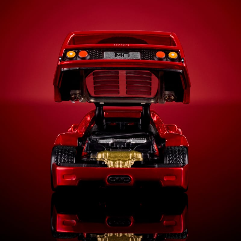 HotWheels RLC Ferrari F40 Sports Car With Diteling Diecast Model 1:64 Scale Color -Red Line Club Opening Rear Clamshell With Engine Detail And Front Bonnet Premium Car