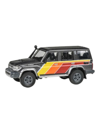 Para64 2014 Toyota Land Cruiser LC76 TRD Livery 1:64 Scale Diecast