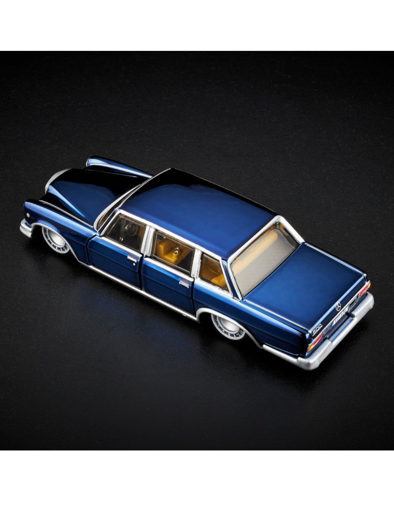 HotWheels Mercedes-Benz 600 RLC 1:64 Scale (With Acrylic Case)