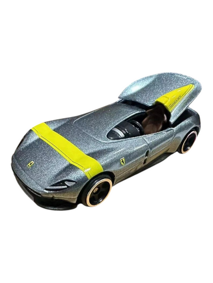 Bburago Ferrari Monza SP1 1:64 Scaleu