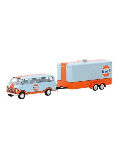 Greenlight 1972 ford club wagon & enclosed car trailer imported team transport 1:64 Scale