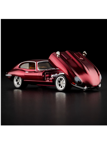 HotWheels 1964 Jaguar E-Type RLC 1:64 Scale (With Acrylic Case)