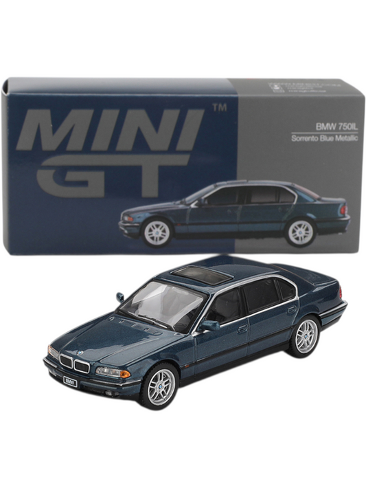 Mini GT BMW model car