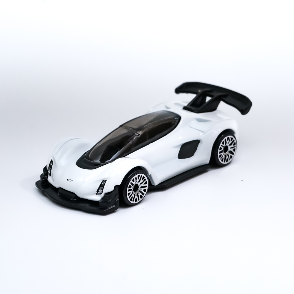 Hot Wheels czinger 21c imported mainline 1:64 Scale