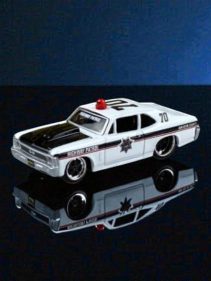 Bburago "1970 CHEVROLET Nova" Highway patrol 1:64 Scale