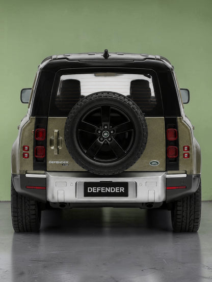 Bburago '2022 Land Rover Defender 110 Die Cast Model Car 1:24 Scale with Openable Doors – Metal Body Collectible