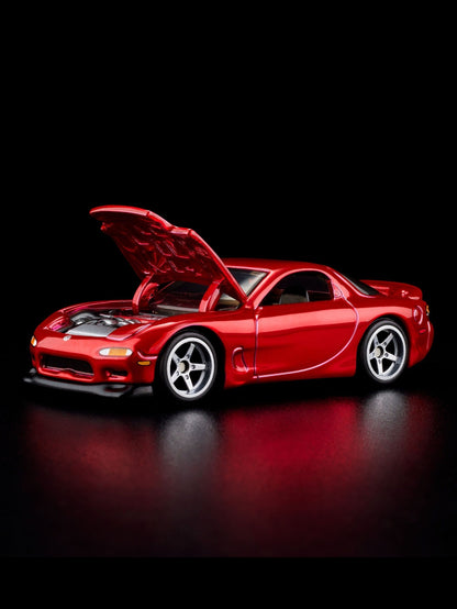 HotWheels 1993 Mazda RX-7 R1 RLC 1:64 Scale (With Protector)