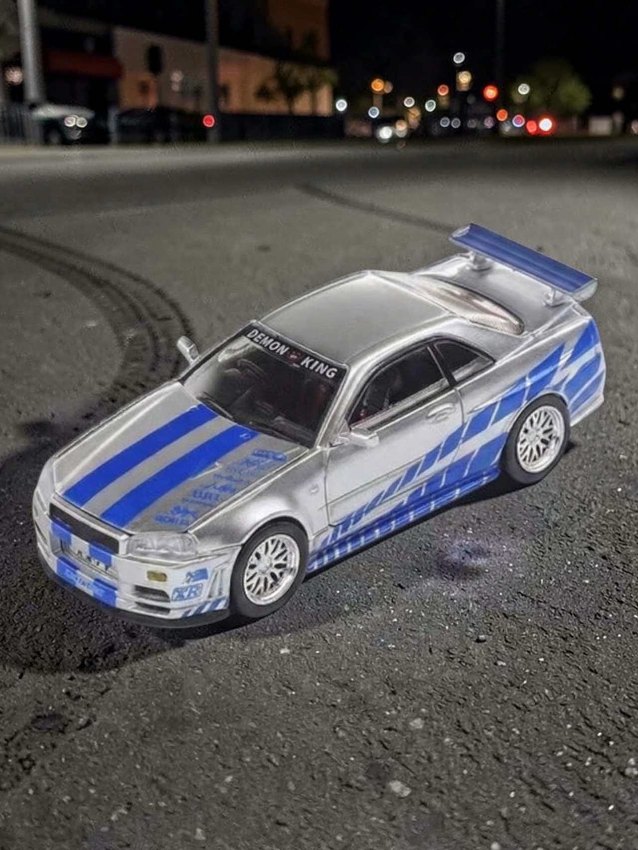 DEMON KING DKA-054 SKYLINE GTR-R34-Legendary JDM Diecast Model (1:64Scale)